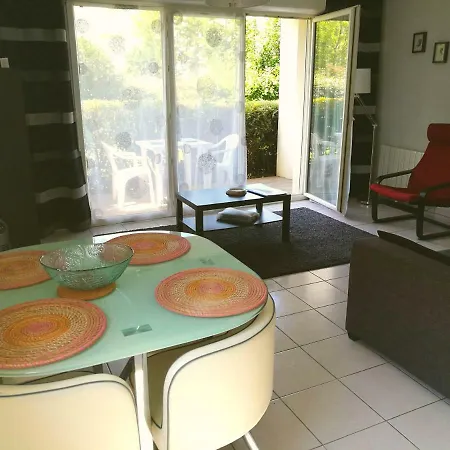 Balcon Du Lac Apartment